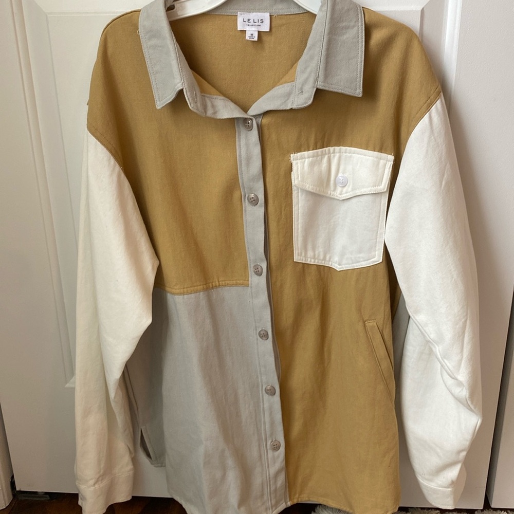 Women’s Button Down